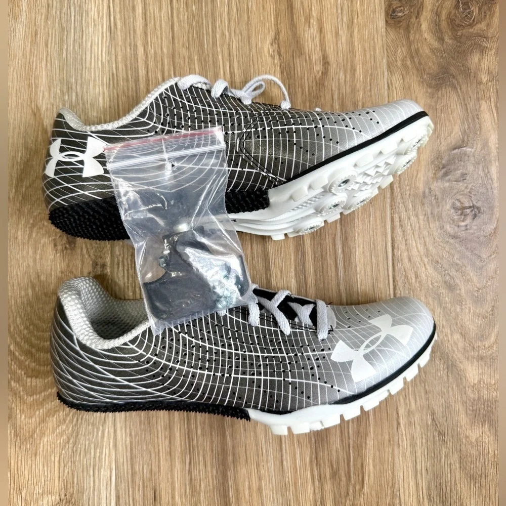 Under Armour Unisex-Adult Kick Sprint 3 Running Shoe Size 8M/9.5 W NWOB